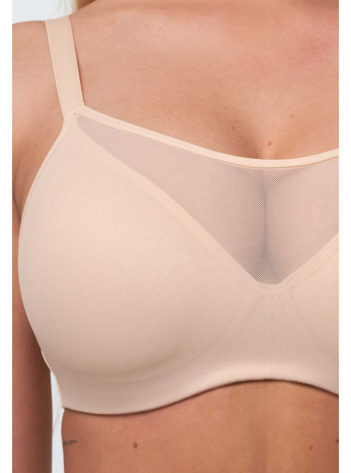 Podprsenka Soft s tylem LUXURY MESH Podprsenka Soft s tylem LUXURY MESH